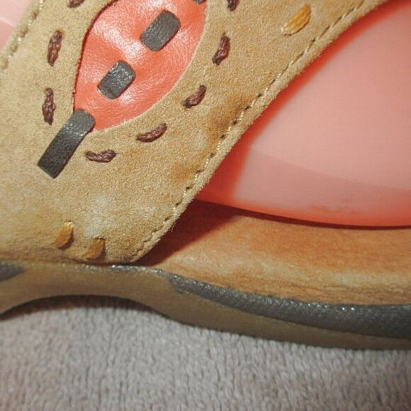 Earth Shoe GELRON 2000 Thong SANDALS Size 8 EMBROIDERED Embellished SUEDE Boho - Picture 4 of 12